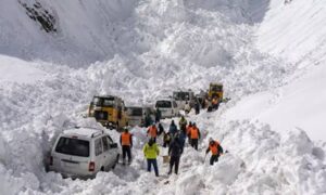 Six killed, 5 injured in Zojila Pass avalanche tragedy..