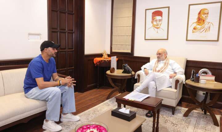 Harbhajan discusses Punjab issues with HM Amit Shah..