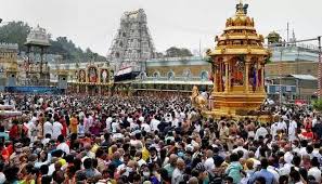 Summer Holidays: Huge Rush of Devotees at Tirumala; Compartments Completely Full