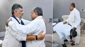 Siddaramaiah Resigns as Karnataka CM, Submits Letter to Governor’s Secretary, and Heads to Delhi