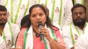 Kalvakuntla Kavitha’s Sensational Remarks: “KCR Became a Machine as CM”