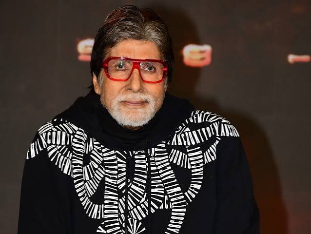 12 Short Films in One Day: Fans Amazed by 82-Year-Old Amitabh Bachchan’s Speed!