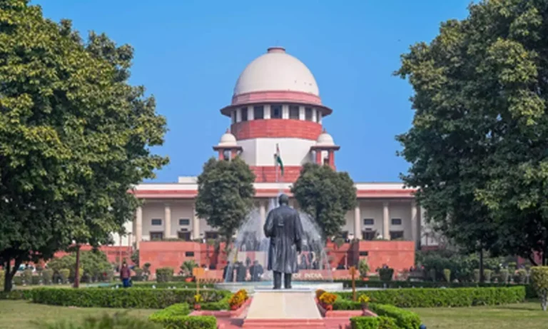 Litigant Removed from Supreme Court After Disrupting Proceedings