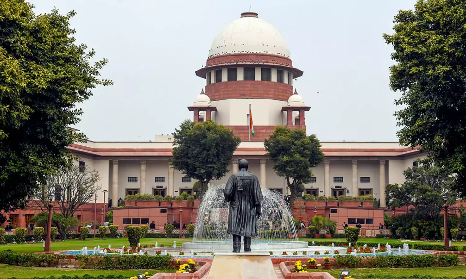 Supreme Court Declines Urgent Hearing on Plea Against Police Action During ‘Chalo Sansad’ March