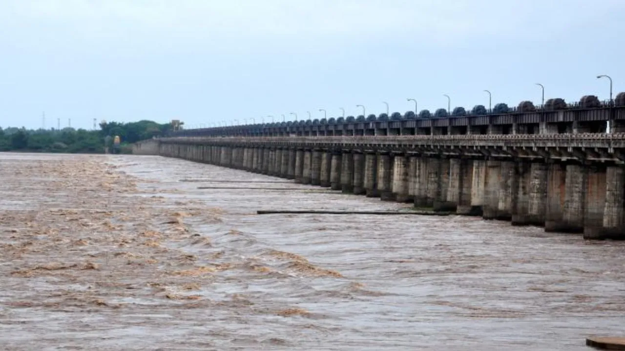 Andhra Pradesh Begins ₹152.95 Crore Upgrade of Historic Dowleswaram Barrage