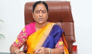 Konda Surekha Complains to TPCC Chief Over Kadiyam Srihari