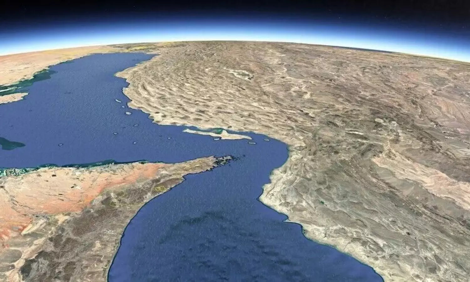 Hormuz Deal: US-Iran Agreement Could Ease Tensions and Pave Way for Peace Talks