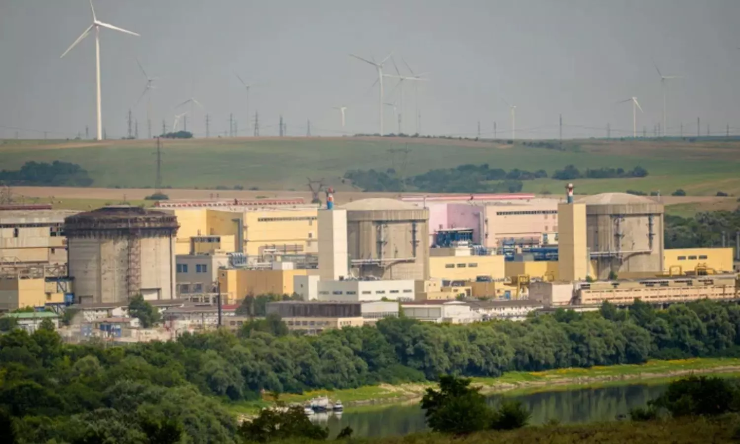 Romania Faces Power Crisis as Extreme Heat Forces Nuclear Plant Shutdown