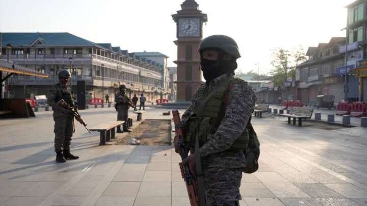 ISI plots Valley diversion, eyes infiltration of 100-150 terrorists, threats and more OWGs..